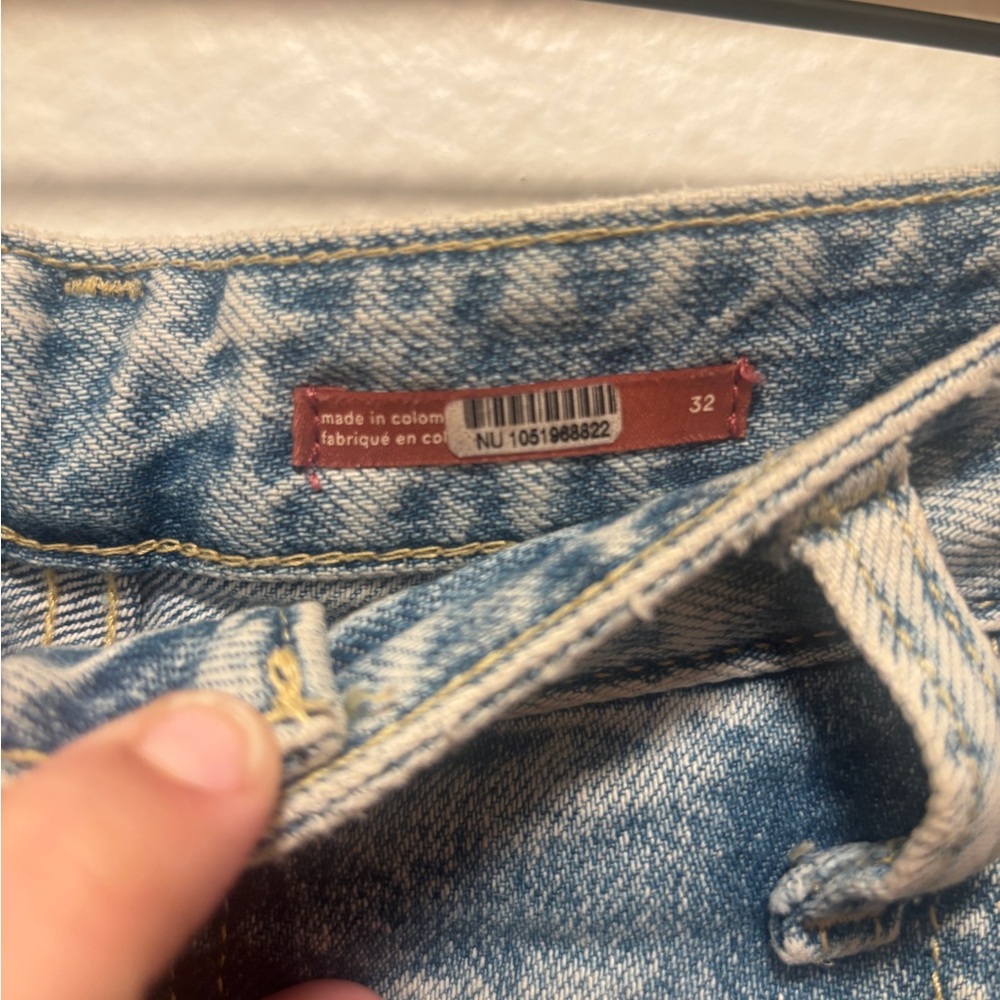 Anthropologie Pilcro Light Blue Distressed Wide Leg Baggy Jeans - Picture 4 of 4
